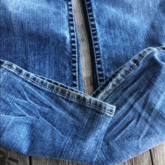 Silver Jeans - Picture 3 of 7